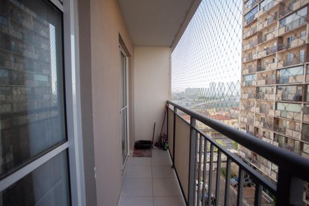 Apartamento à venda com 27m², 1 quarto e sem vaga Apartamento à venda com 27m², 1 quarto e sem vagaVaranda