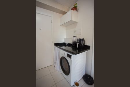 Apartamento à venda com 27m², 1 quarto e sem vaga Apartamento à venda com 27m², 1 quarto e sem vagaCozinha e Área de Serviço