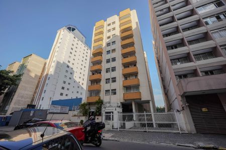 Apartamento à venda com 40m², 1 quarto e 1 vagaFachada