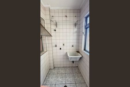 Apartamento para alugar com 62m², 3 quartos e 1 vagaÁrea de Serviço