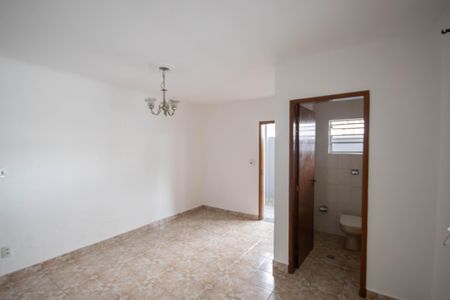 Casa à venda com 200m², 5 quartos e 2 vagas Casa à venda com 200m², 5 quartos e 2 vagasSala 1