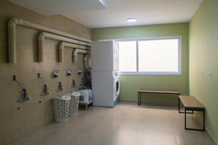 Studio à venda com 24m², 1 quarto e 1 vaga Studio à venda com 24m², 1 quarto e 1 vagaÁrea comum - Lavanderia