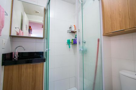 Apartamento à venda com 38m², 2 quartos e 1 vaga Apartamento à venda com 38m², 2 quartos e 1 vagaBanheiro