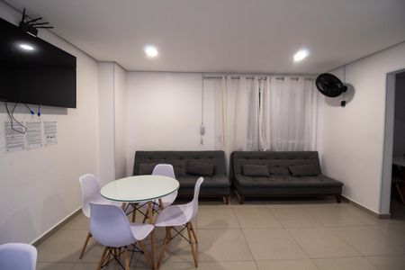 Apartamento à venda com 29m², 1 quarto e sem vaga Apartamento à venda com 29m², 1 quarto e sem vagaÁrea comum - Salão de festas