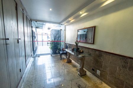 Apartamento à venda com 84m², 2 quartos e 1 vagaHall de entrada