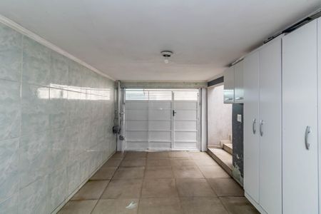 Casa à venda com 100m², 3 quartos e 1 vagaGaragem e área de serviço