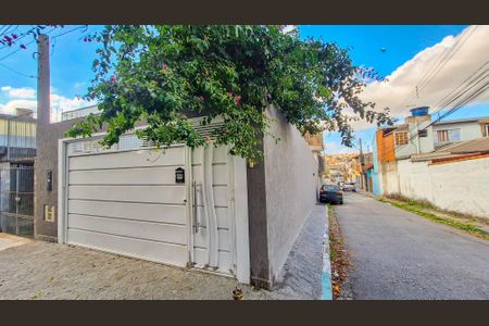 Casa à venda com 100m², 3 quartos e 1 vagaFachada