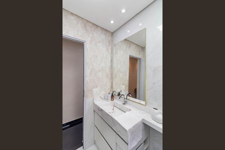 Casa à venda com 100m², 3 quartos e 1 vagaBanheiro