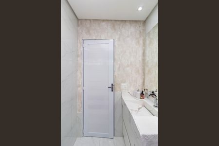 Casa à venda com 100m², 3 quartos e 1 vagaBanheiro