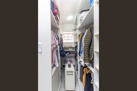 Casa à venda com 100m², 3 quartos e 1 vagaCloset da suíte 3 suíte