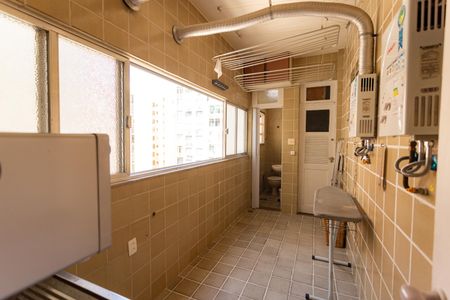 Apartamento à venda com 130m², 3 quartos e sem vagaÁrea de Serviço