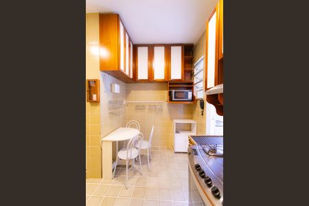 Apartamento à venda com 130m², 3 quartos e sem vagaCozinha