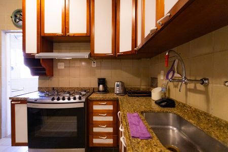 Apartamento à venda com 130m², 3 quartos e sem vagaCozinha