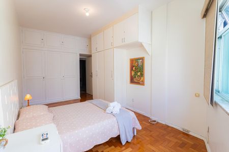 Apartamento à venda com 130m², 3 quartos e sem vagaQuarto 1