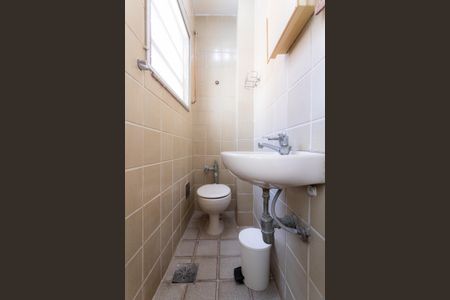 Apartamento à venda com 130m², 3 quartos e sem vagaBanheiro de Serviço