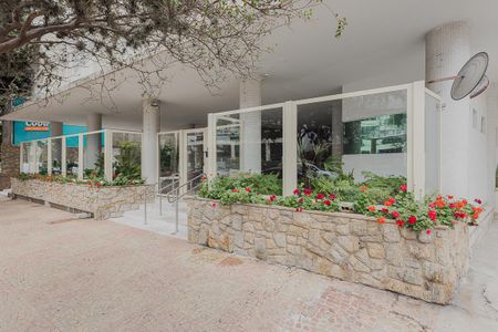 Apartamento à venda com 115m², 2 quartos e 1 vagaFachada