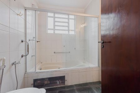 Apartamento à venda com 115m², 2 quartos e 1 vagaBanheiro 1