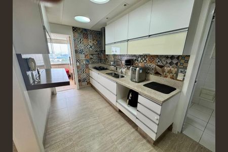 Apartamento à venda com 129m², 3 quartos e 2 vagas Apartamento à venda com 129m², 3 quartos e 2 vagasFoto 03