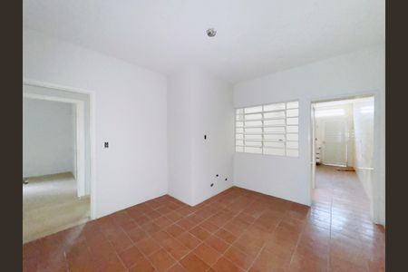 Casa para alugar com 150m², 3 quartos e 1 vaga Casa para alugar com 150m², 3 quartos e 1 vagaCozinha e Área de Serviço