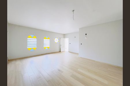 Casa para alugar com 150m², 3 quartos e 1 vaga Casa para alugar com 150m², 3 quartos e 1 vagaSala