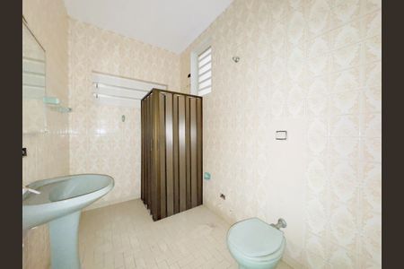 Casa para alugar com 150m², 3 quartos e 1 vaga Casa para alugar com 150m², 3 quartos e 1 vagaBanheiro Social