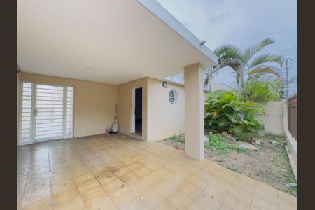 Casa para alugar com 150m², 3 quartos e 1 vaga Casa para alugar com 150m², 3 quartos e 1 vagaGaragem