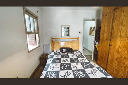 Casa à venda com 125m², 4 quartos e 2 vagas Casa à venda com 125m², 4 quartos e 2 vagasQuarto 1