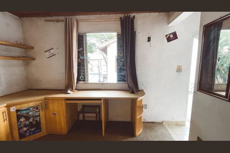 Casa à venda com 125m², 4 quartos e 2 vagas Casa à venda com 125m², 4 quartos e 2 vagasSuíte