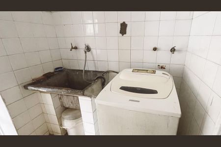 Casa à venda com 125m², 4 quartos e 2 vagas Casa à venda com 125m², 4 quartos e 2 vagasÁrea de Serviço