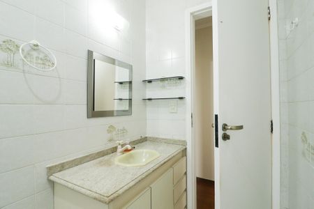 Apartamento à venda com 61m², 2 quartos e 1 vagaBanheiro Social