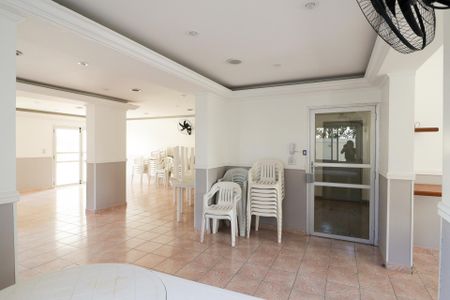 Apartamento à venda com 61m², 2 quartos e 1 vagaÁrea comum - Salão de festas