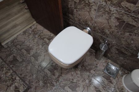 Casa à venda com 411m², 3 quartos e 3 vagasBanheiro Social