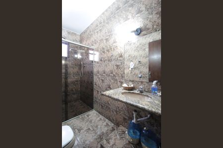 Casa à venda com 411m², 3 quartos e 3 vagasBanheiro Social