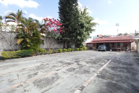 Casa à venda com 411m², 3 quartos e 3 vagasGaragem