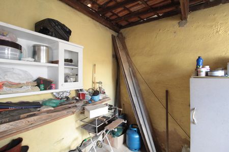 Casa à venda com 411m², 3 quartos e 3 vagasQuintal dos Fundos