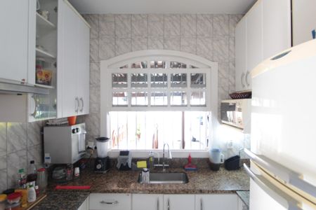 Casa à venda com 411m², 3 quartos e 3 vagasCozinha