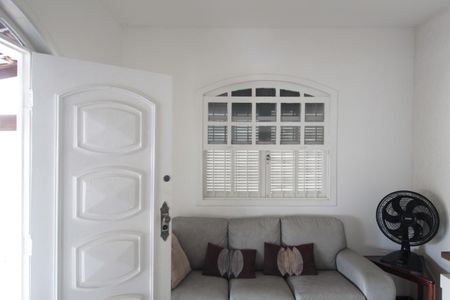 Casa à venda com 411m², 3 quartos e 3 vagasSala