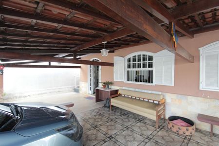 Casa à venda com 411m², 3 quartos e 3 vagasGaragem