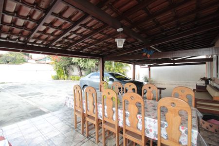 Casa à venda com 411m², 3 quartos e 3 vagasGaragem