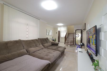 Casa à venda com 239m², 3 quartos e 5 vagasSala