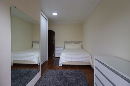 Casa à venda com 239m², 3 quartos e 5 vagasQuarto 1