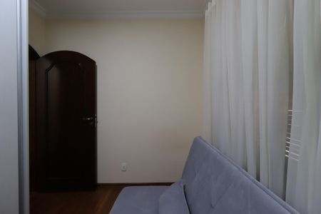 Casa à venda com 239m², 3 quartos e 5 vagasQuarto 2