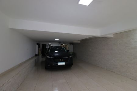 Casa à venda com 239m², 3 quartos e 5 vagasGaragem