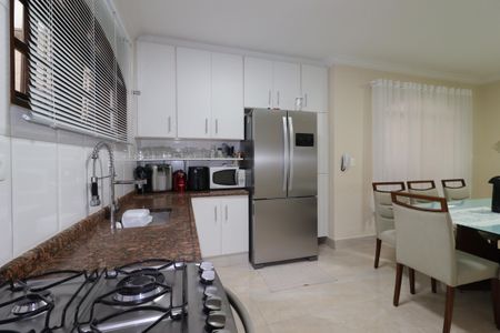 Casa à venda com 239m², 3 quartos e 5 vagasCozinha