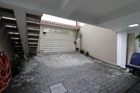 Casa à venda com 239m², 3 quartos e 5 vagasEntrada da Garagem