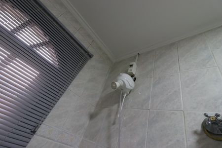 Casa à venda com 239m², 3 quartos e 5 vagasBanheiro da Suíte - Chuveiro