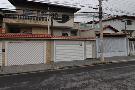 Casa à venda com 239m², 3 quartos e 5 vagasFachada