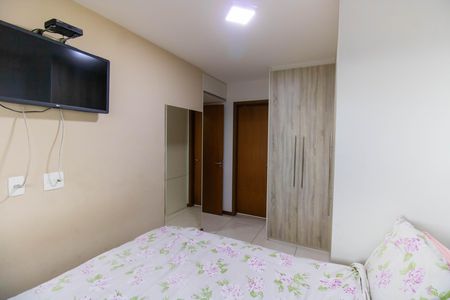 Apartamento à venda com 62m², 2 quartos e 1 vaga Apartamento à venda com 62m², 2 quartos e 1 vagaSuíte
