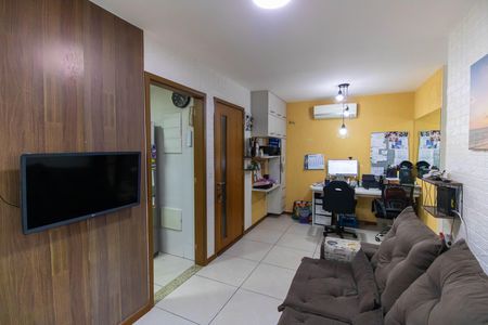 Apartamento à venda com 62m², 2 quartos e 1 vaga Apartamento à venda com 62m², 2 quartos e 1 vagaSala