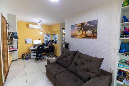 Apartamento à venda com 62m², 2 quartos e 1 vaga Apartamento à venda com 62m², 2 quartos e 1 vagaSala